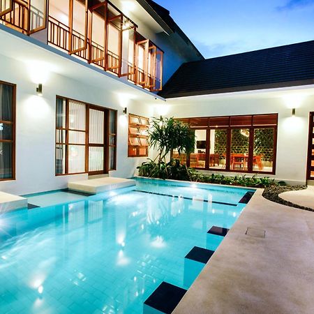 Pudak Sari Unizou Hostel Kuta Lombok Exteriör bild